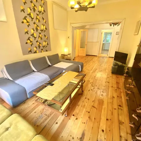 Apartment Dom